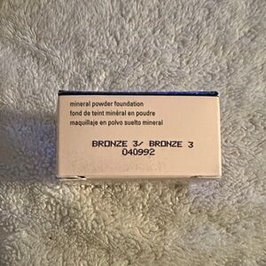 Mary Kay Mineral Powder Foundation - Bronze 3